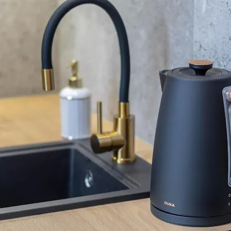 דירה Rest In The Center Spot