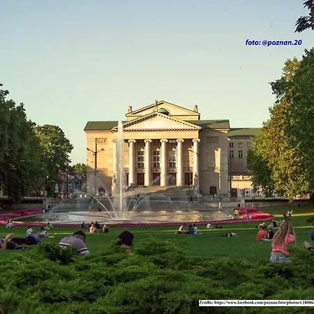 דירה Rest In The Center Spot