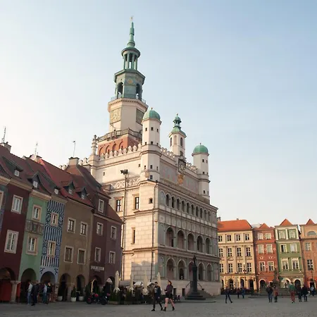 דירה Rest In The Center Spot