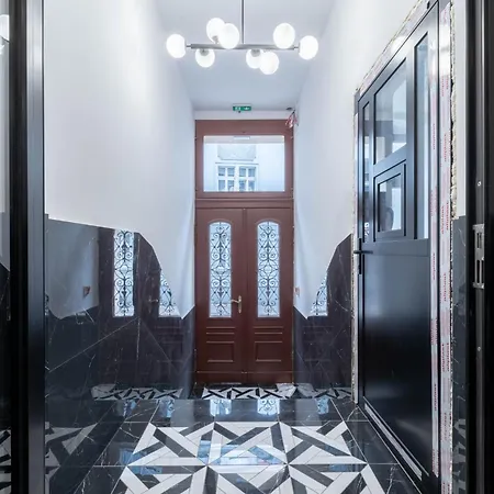 Rest In The Center Spot Апартаменти Познань