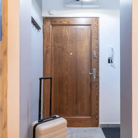 Rest In The Center Spot