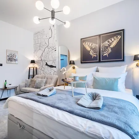 Rest In The Center Spot Апартаменти *